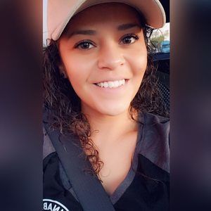 Meet your Posher, Marissa